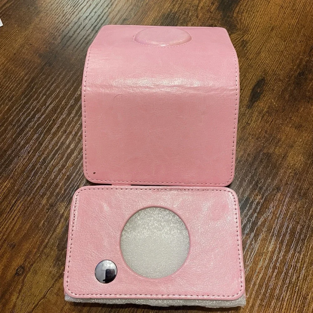 The Unbranded Brand case fujifilm